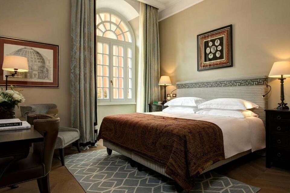 Hotel de la Ville, a Rocco Forte Hotel 5