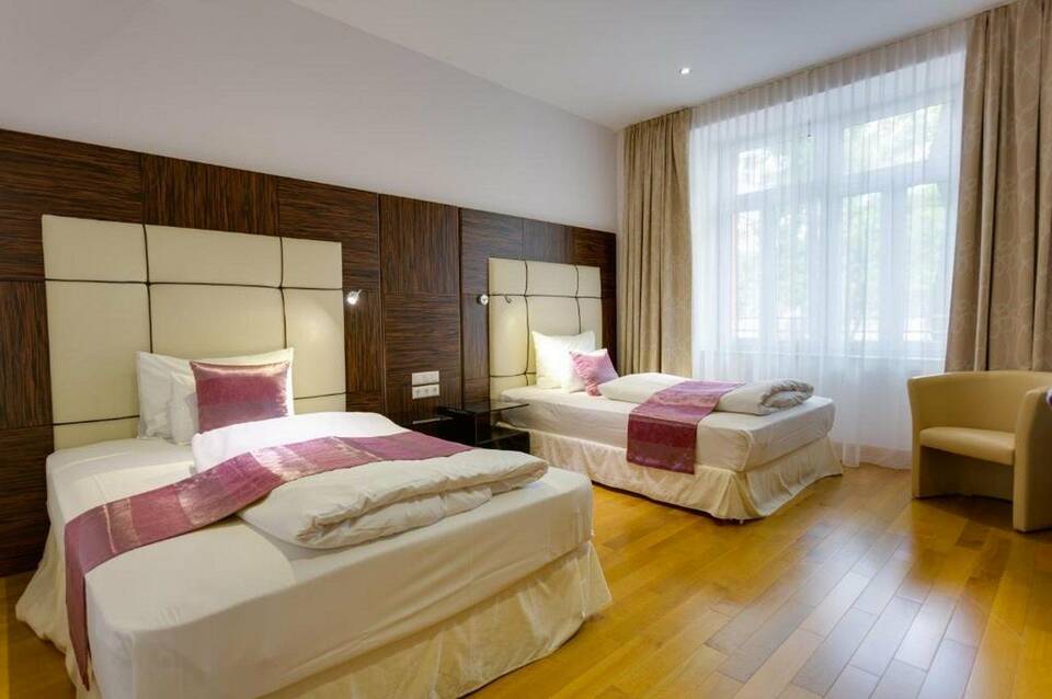 Best Western Plus Hotel Arcadia 5