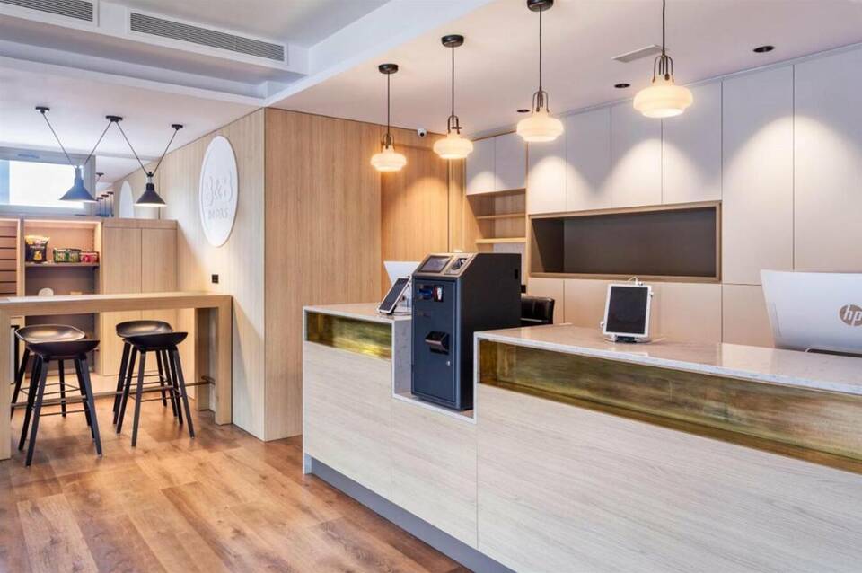 B&B Hotel Barcelona Sant Cugat 4