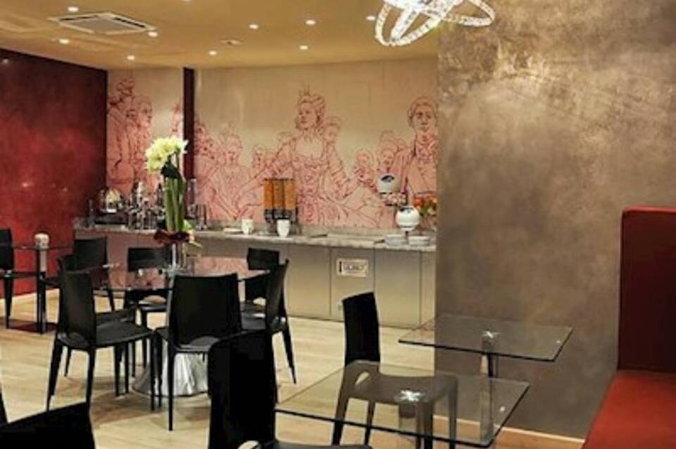 Mercure Paris Bastille Marais Hotel 2