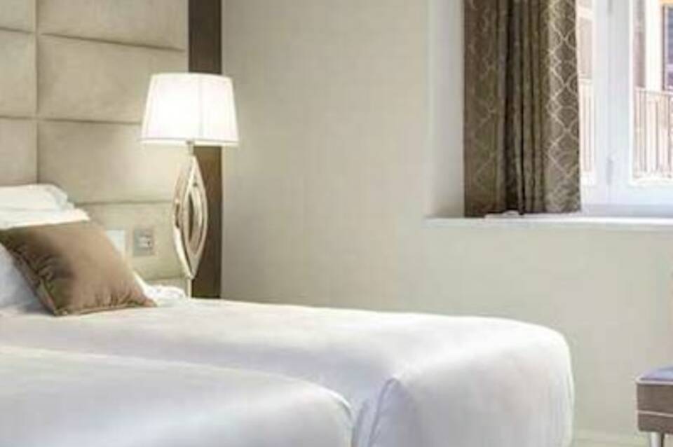 Aleph Rome Hotel, Curio Collection by Hilton 4