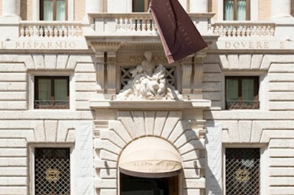 Aleph Rome Hotel, Curio Collection by Hilton 5