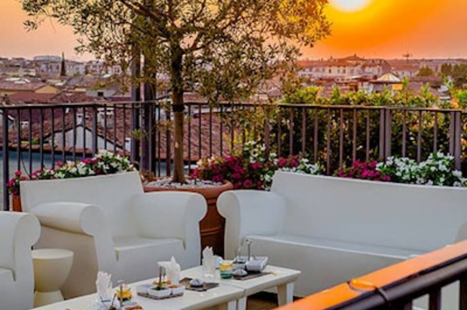 Due Torri Hotel 3