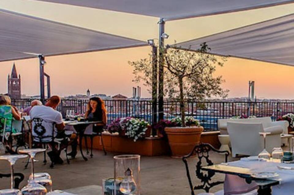 Due Torri Hotel 4