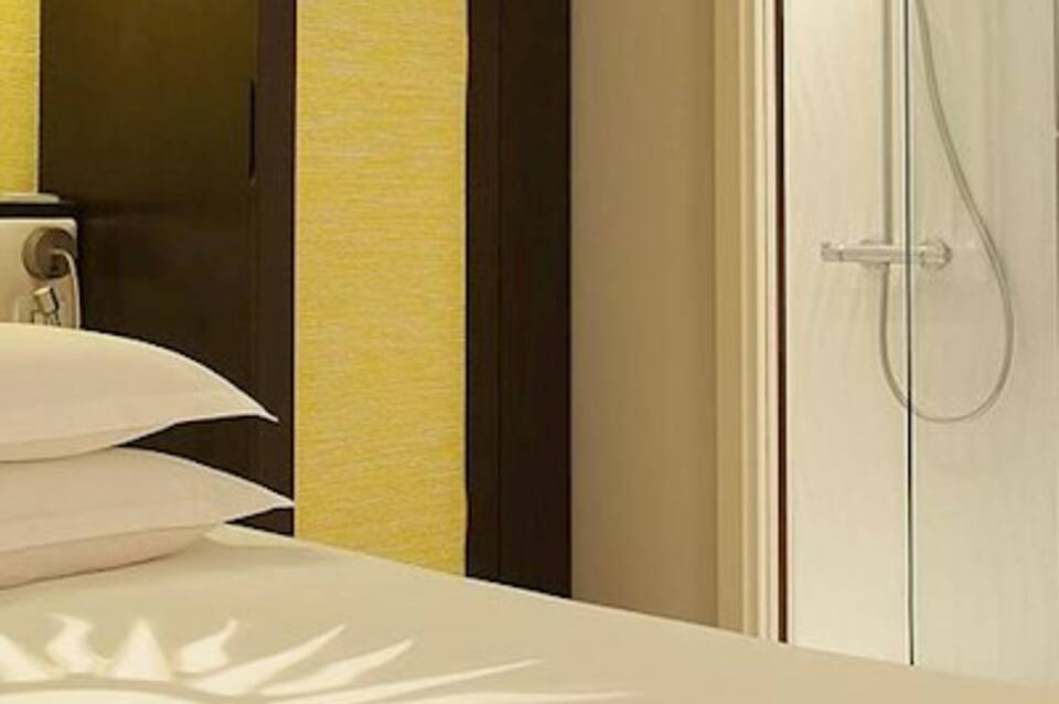 Hotel Eden Porte De Versailles 5