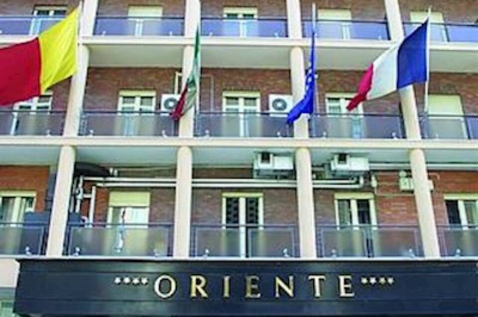 Grand Hotel Oriente 1