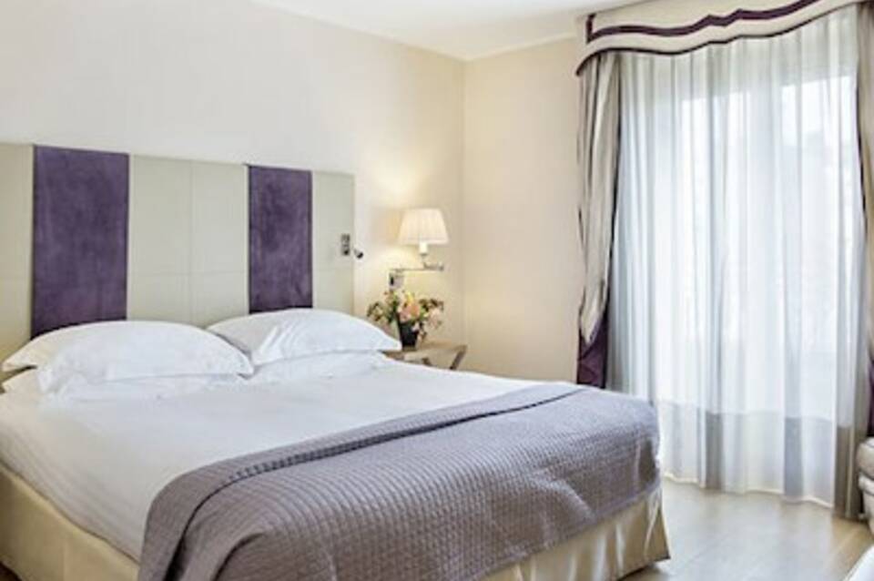 Castille Paris 5