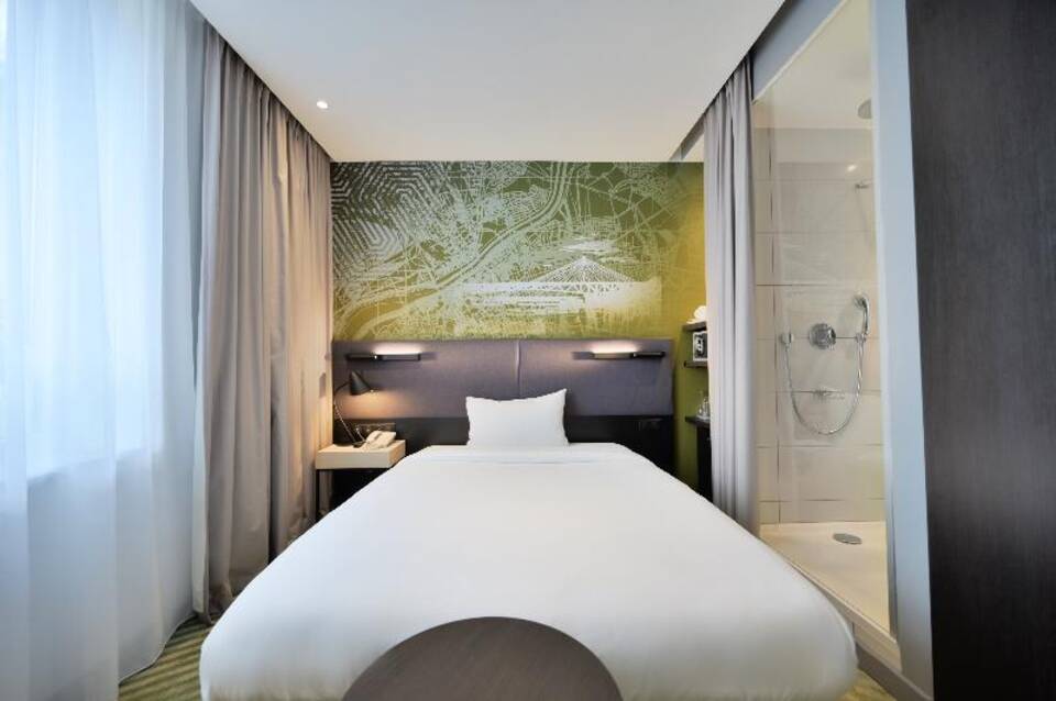 Mercure Warszawa Grand 5