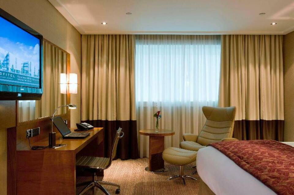 Sofitel London Heathrow 2