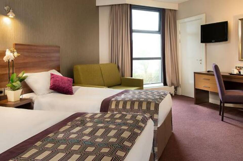 Leonardo Royal Hotel Glasgow 1
