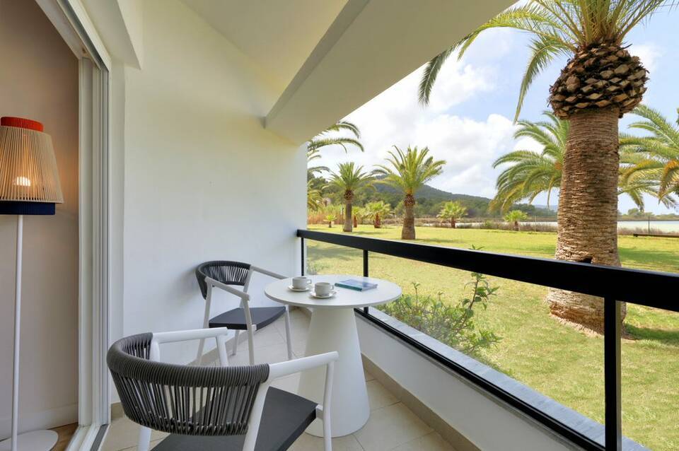 Grand Palladium Select Palace Ibiza 2
