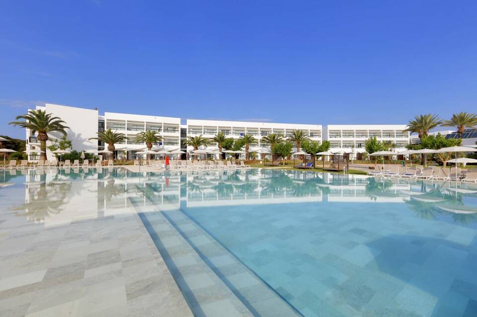 Grand Palladium Select Palace Ibiza 1