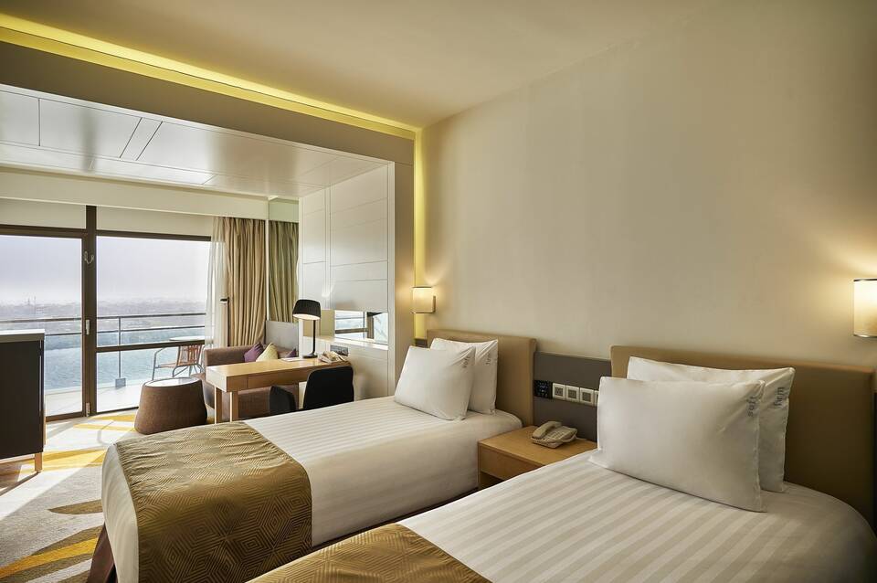 Holiday Inn Cairo Maadi 1