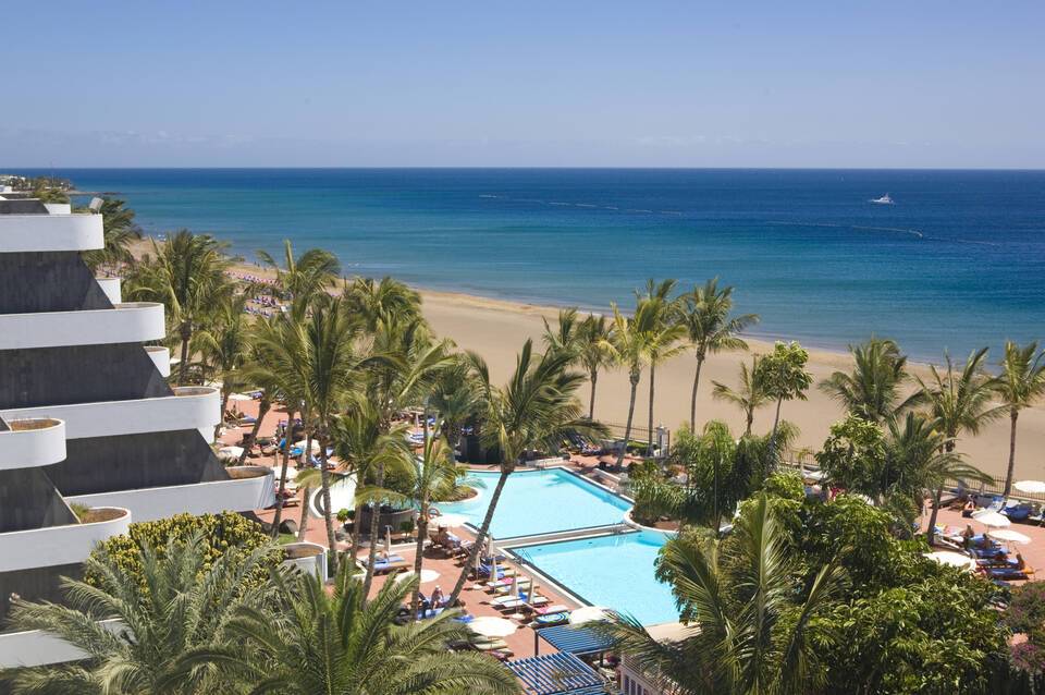Plus Fariones Suite Hotel 1