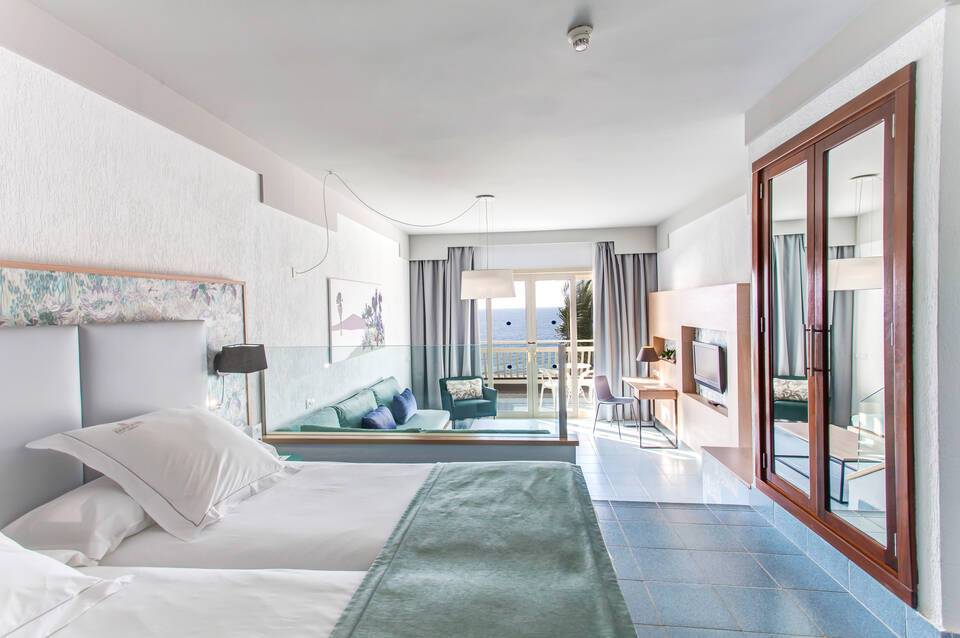 Plus Fariones Suite Hotel 2