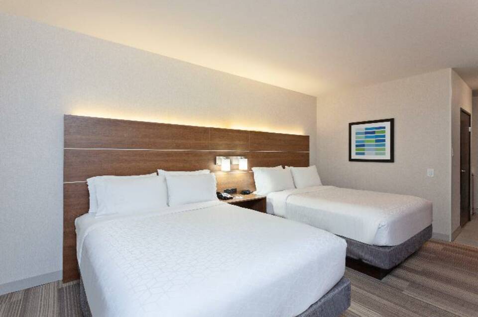 Holiday Inn Express Los Angeles LAX Airport 1
