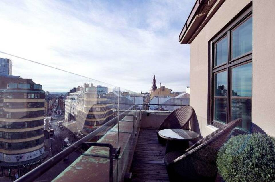 Home Hotel Folketeateret 5