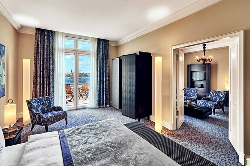 Hotel Atlantic Hamburg, Autograph Collection 1