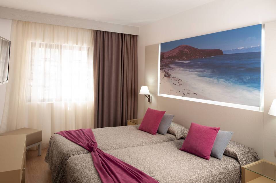 Hl Rio Playa Blanca Hotel 4