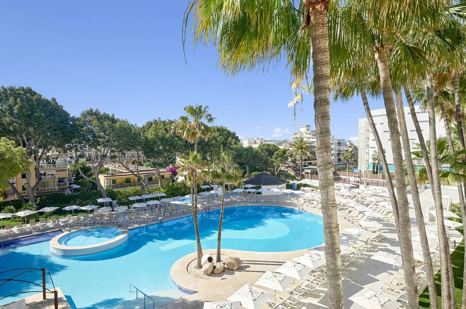 Iberostar Waves Cristina 1
