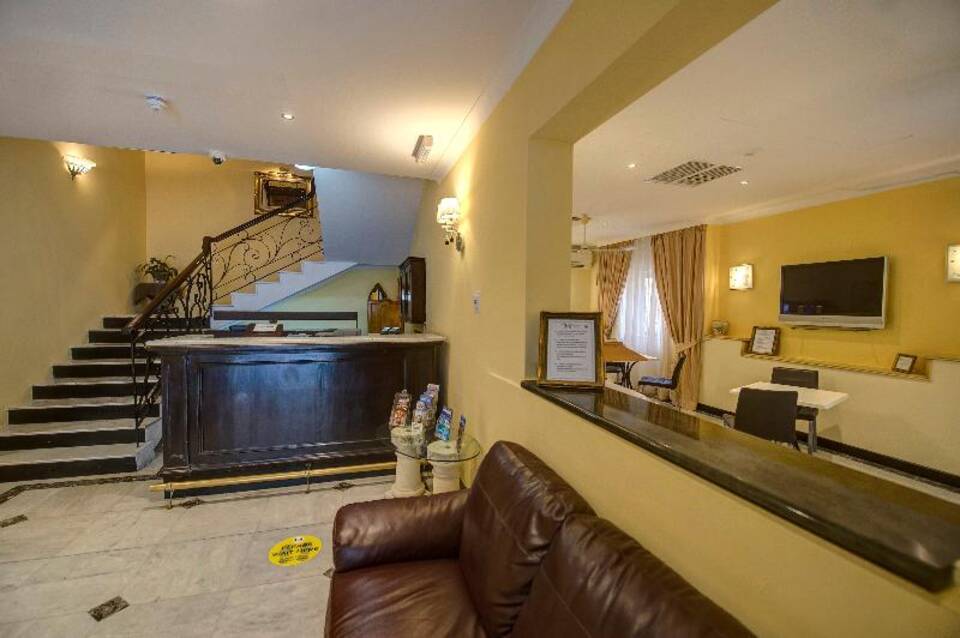 Allegro Hotel 5
