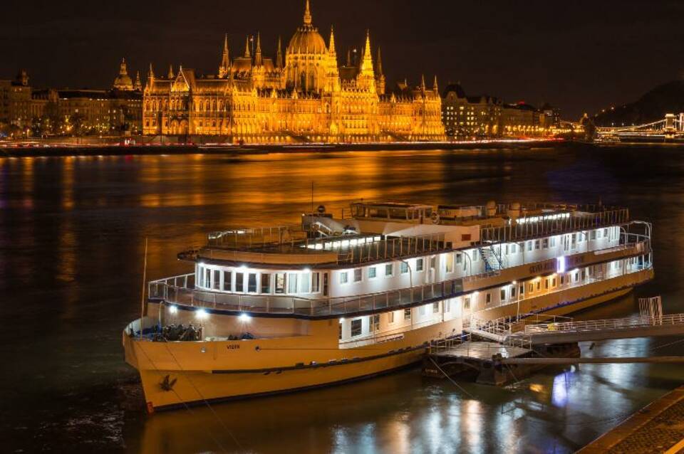 Grand Jules - Boat Hotel 1