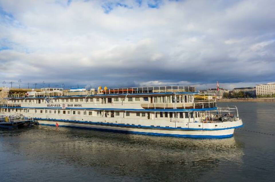 Grand Jules - Boat Hotel 4