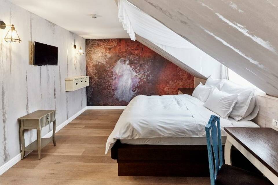 Maison Bistro & Hotel 5