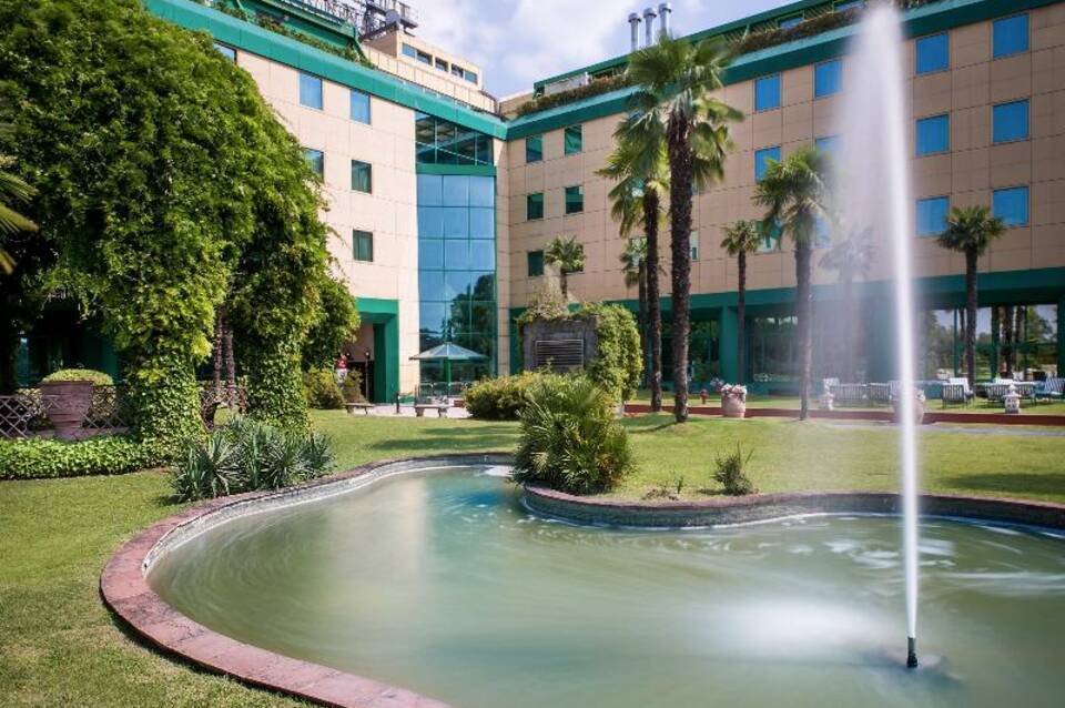 Royal Garden 3