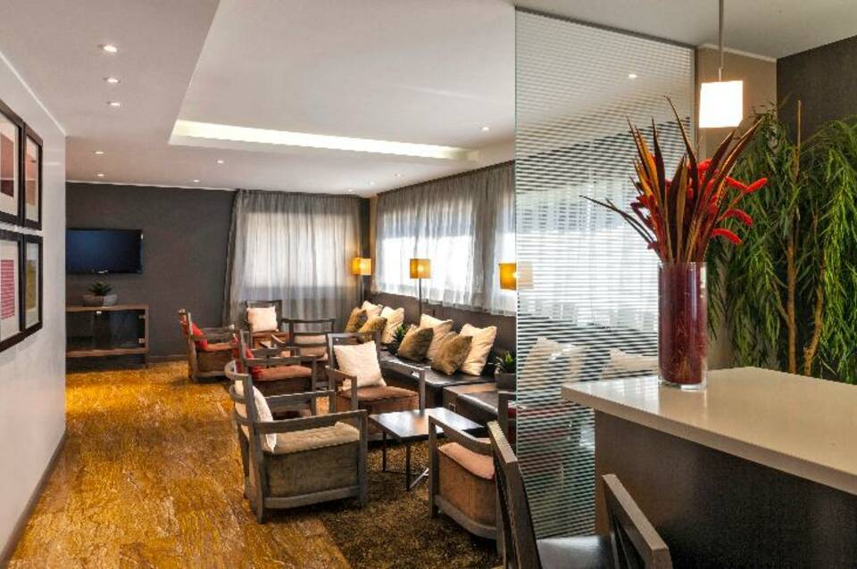Living Hotel 2