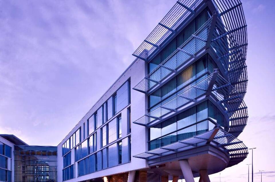 Doubletree by Hilton Newcastle Airport 1
