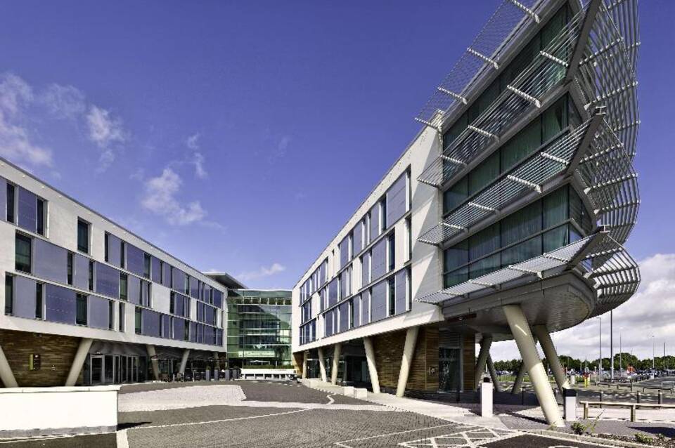 Doubletree by Hilton Newcastle Airport 2