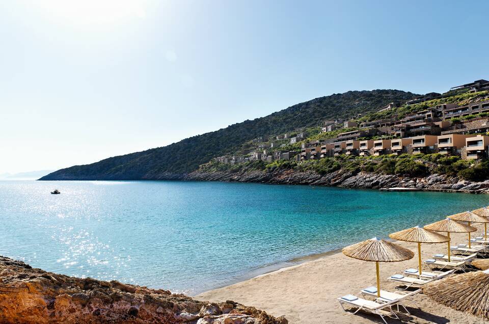Daios Cove 4