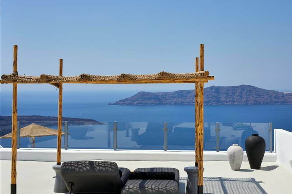 You & Me Suites 1