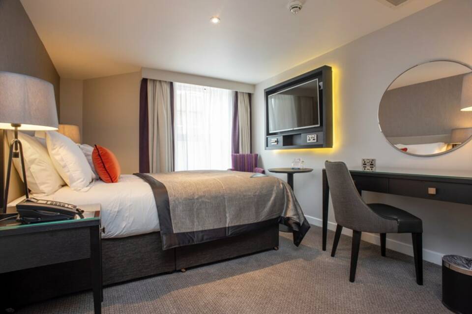 Ten Hill Place Hotel 2