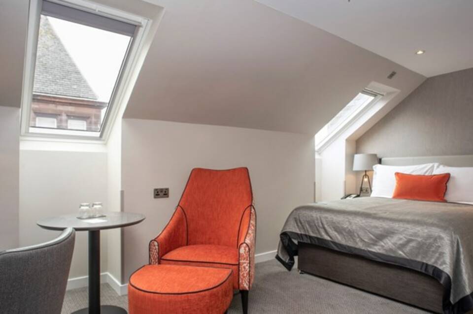 Ten Hill Place Hotel 3