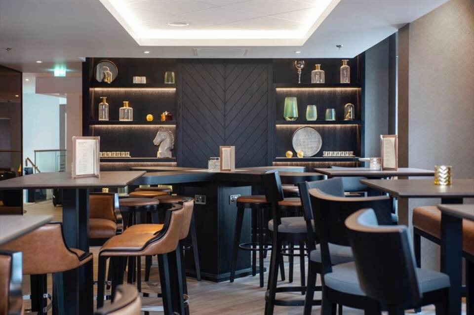 Ten Hill Place Hotel 4