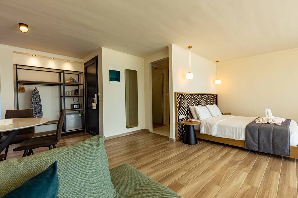 Casa Bloo adults only (16+) 5