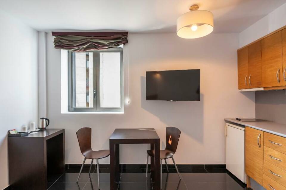 Apartamentos Hesperia Barcelona Fira 2