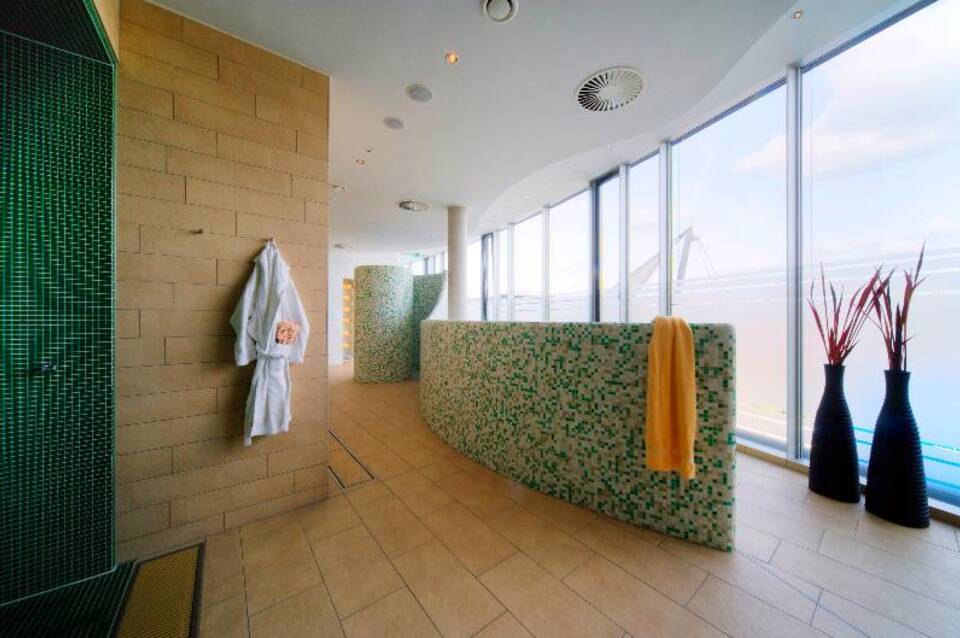 Hilton Garden Inn Stuttgart NeckarPark 2