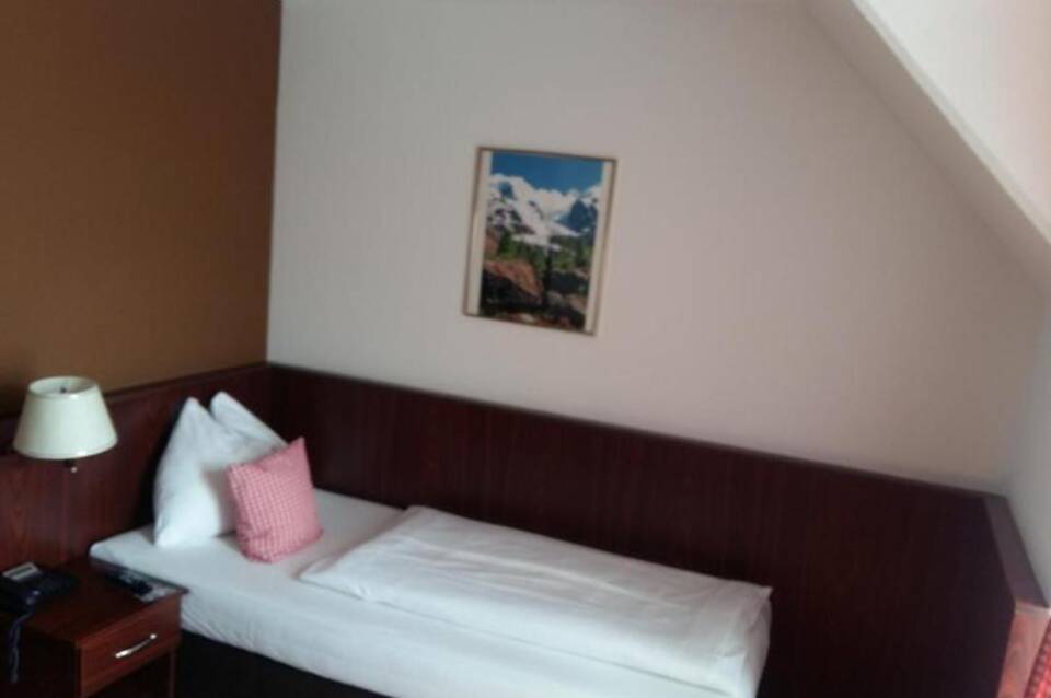 Hotel Enziana Wien 2