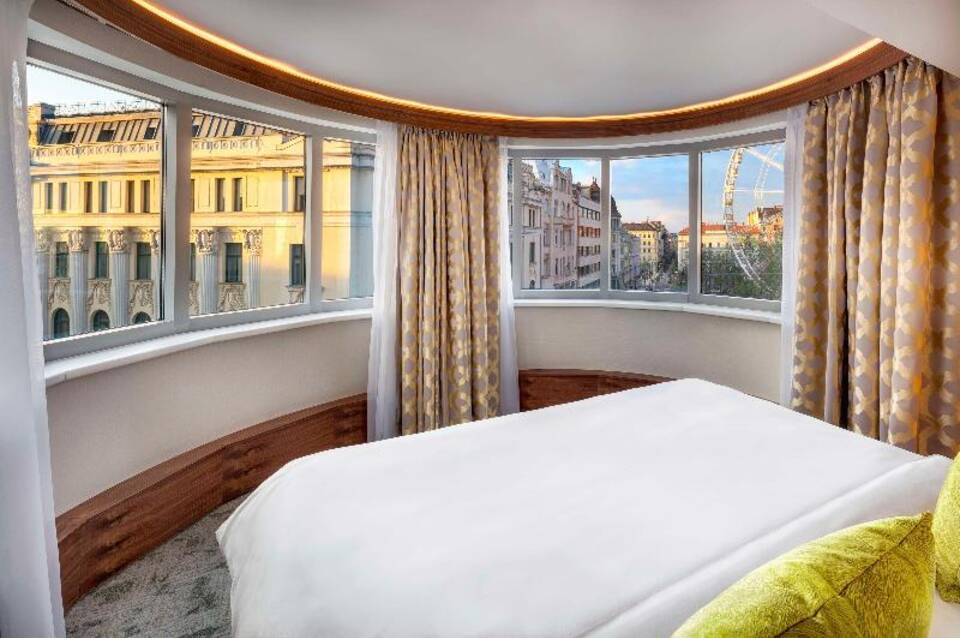 Kempinski Hotel Corvinus Budapest 1