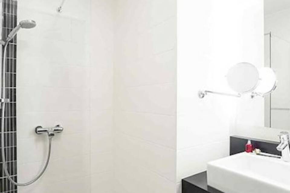 ibis Styles Brussels Centre Stephanie 2