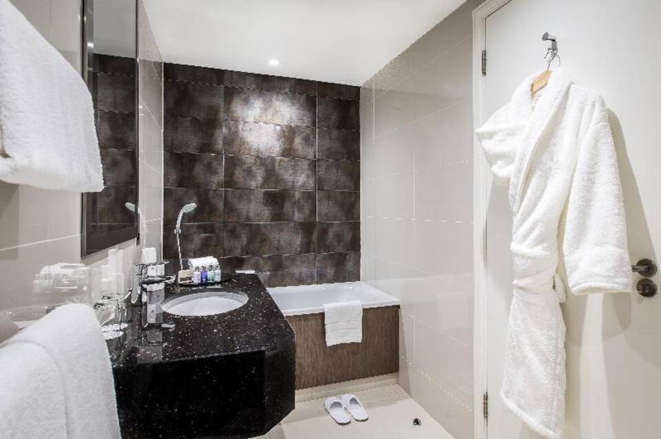 Holiday Inn London - Kensington High St. 5