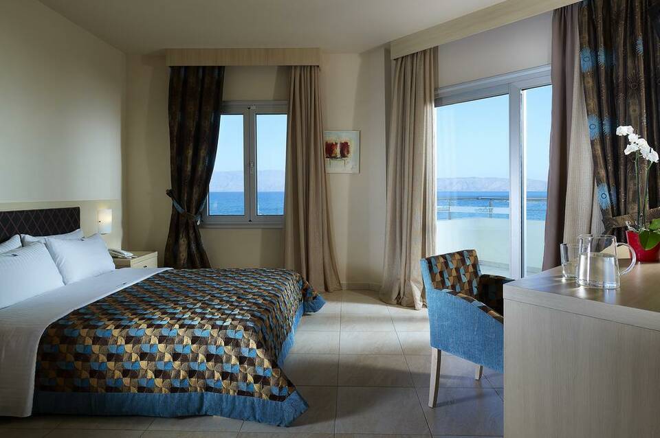 Molos Bay 2
