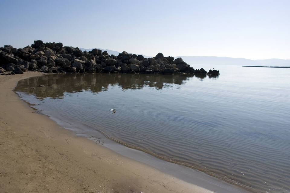 Molos Bay 3