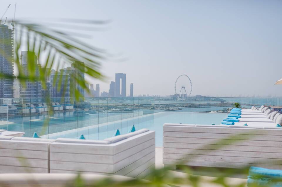 Radisson Beach Resort Palm Jumeirah 1