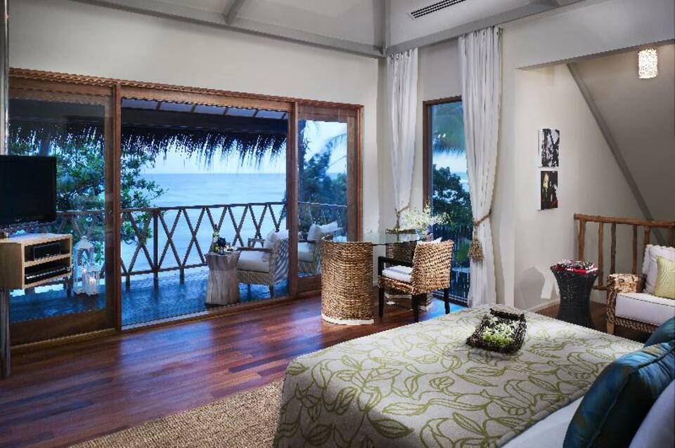 Taj Coral Reef Resort & Spa, Maldives 2