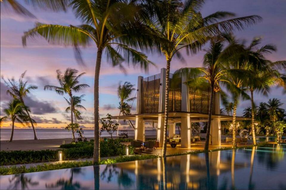 Pullman Maldives All-Inclusive Resort 4
