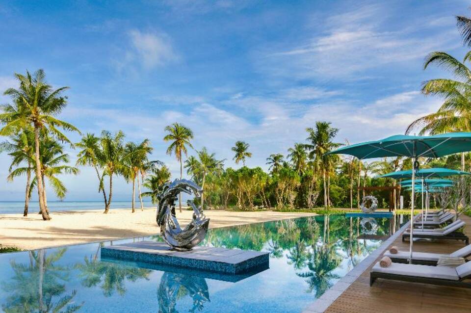 Pullman Maldives All-Inclusive Resort 1